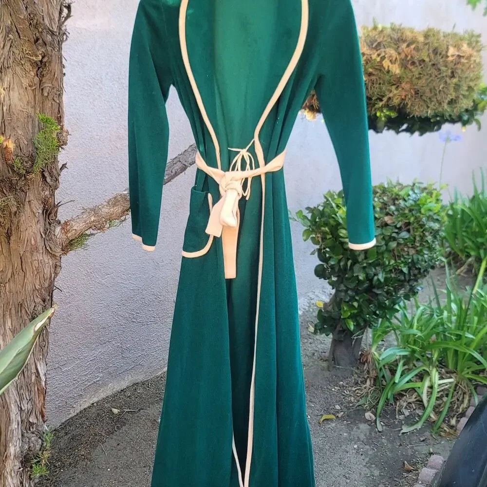 Vtg 1970s Vassarette Full length Robe - Picture 2 of 7